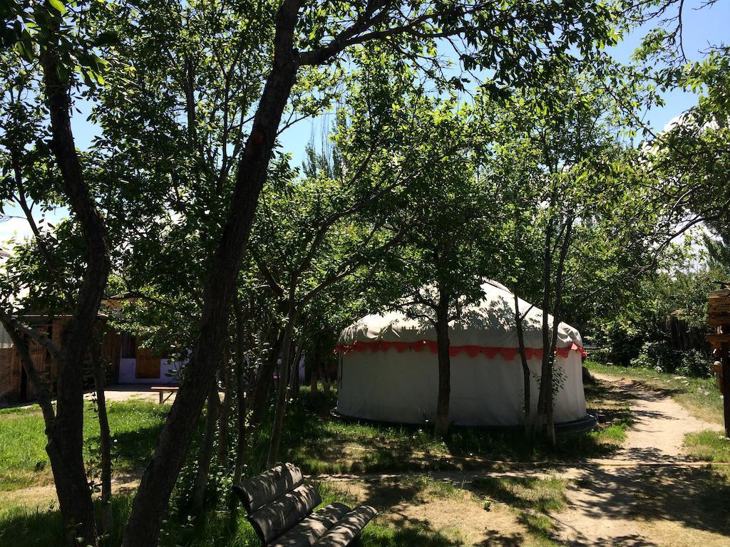 Hotel Arista Yurt Camp Karakol Habitación foto