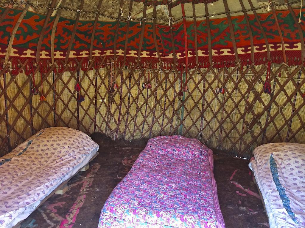 Hotel Arista Yurt Camp Karakol Habitación foto